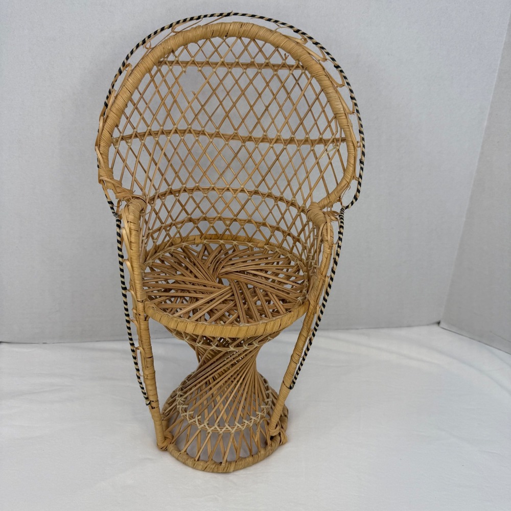 Vintage Miniature Peacock Chair Woven Wicker Rattan Boho Doll‎ Plant Stand 15.5"